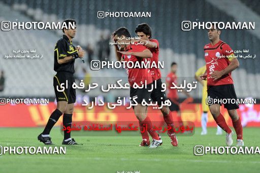 1189155, Tehran, Iran, Iran Pro League، Persian Gulf Cup، 2010-11 season، Second Leg، Week 31، Naft Tehran ۱ v 5 Persepolis on 2011/04/24 at Azadi Stadium