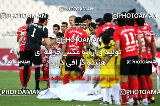 1189086, Tehran, Iran, Iran Pro League، Persian Gulf Cup، 2010-11 season، Second Leg، Week 31، Naft Tehran ۱ v 5 Persepolis on 2011/04/24 at Azadi Stadium