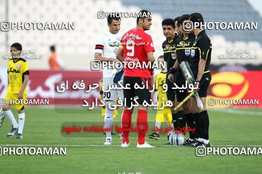 1189110, Tehran, Iran, Iran Pro League، Persian Gulf Cup، 2010-11 season، Second Leg، Week 31، Naft Tehran ۱ v 5 Persepolis on 2011/04/24 at Azadi Stadium