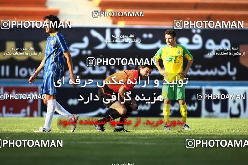 1191794, Tehran, [*parameter:4*], Iran Pro League، Persian Gulf Cup، 2010-11 season، Second Leg، Week 32، Rah Ahan ۱ v ۰ Naft Tehran on 2011/04/29 at Ekbatan Stadium