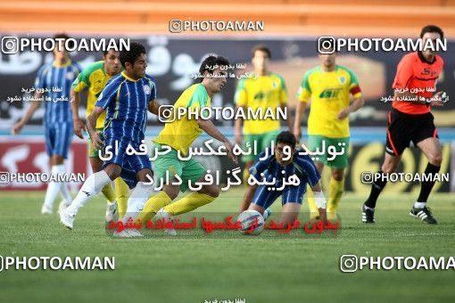 1191939, Tehran, [*parameter:4*], Iran Pro League، Persian Gulf Cup، 2010-11 season، Second Leg، Week 32، Rah Ahan ۱ v ۰ Naft Tehran on 2011/04/29 at Ekbatan Stadium