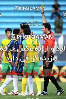 1191900, Tehran, [*parameter:4*], Iran Pro League، Persian Gulf Cup، 2010-11 season، Second Leg، Week 32، Rah Ahan ۱ v ۰ Naft Tehran on 2011/04/29 at Ekbatan Stadium