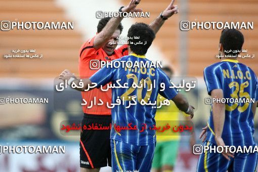 1191775, Tehran, [*parameter:4*], Iran Pro League، Persian Gulf Cup، 2010-11 season، Second Leg، Week 32، Rah Ahan ۱ v ۰ Naft Tehran on 2011/04/29 at Ekbatan Stadium