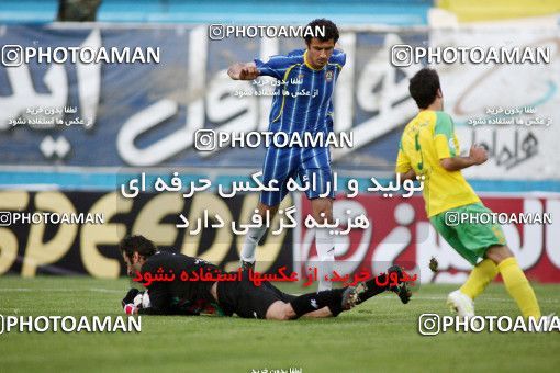 1191934, Tehran, [*parameter:4*], Iran Pro League، Persian Gulf Cup، 2010-11 season، Second Leg، Week 32، Rah Ahan ۱ v ۰ Naft Tehran on 2011/04/29 at Ekbatan Stadium