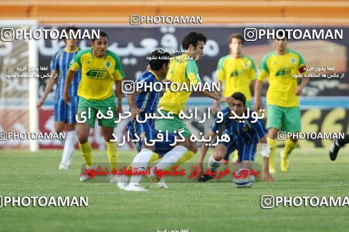 1190806, Tehran, [*parameter:4*], Iran Pro League، Persian Gulf Cup، 2010-11 season، Second Leg، Week 32، Rah Ahan ۱ v ۰ Naft Tehran on 2011/04/29 at Ekbatan Stadium