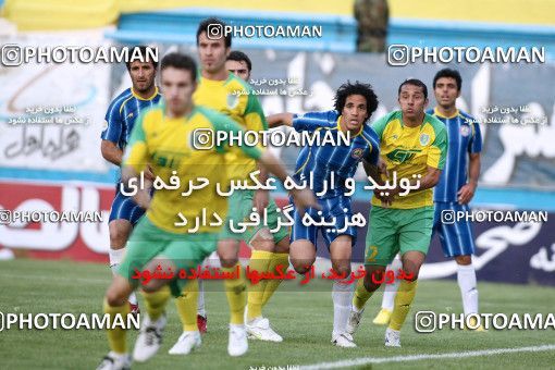 1190818, Tehran, [*parameter:4*], Iran Pro League، Persian Gulf Cup، 2010-11 season، Second Leg، Week 32، Rah Ahan ۱ v ۰ Naft Tehran on 2011/04/29 at Ekbatan Stadium