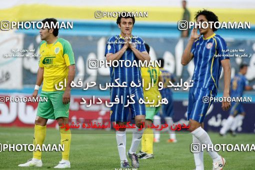 1190823, Tehran, [*parameter:4*], Iran Pro League، Persian Gulf Cup، 2010-11 season، Second Leg، Week 32، Rah Ahan ۱ v ۰ Naft Tehran on 2011/04/29 at Ekbatan Stadium