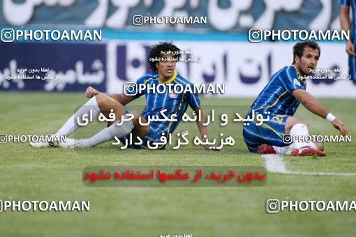 1190817, Tehran, [*parameter:4*], Iran Pro League، Persian Gulf Cup، 2010-11 season، Second Leg، Week 32، Rah Ahan ۱ v ۰ Naft Tehran on 2011/04/29 at Ekbatan Stadium