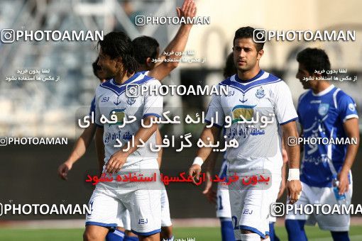 1194139, Tehran, Iran, Iran Pro League، Persian Gulf Cup، 2010-11 season، Second Leg، Week 33، Esteghlal 2 v ۰ Malvan Bandar Anzali on 2011/05/15 at Azadi Stadium