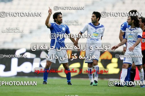 1194235, Tehran, Iran, Iran Pro League، Persian Gulf Cup، 2010-11 season، Second Leg، Week 33، Esteghlal 2 v ۰ Malvan Bandar Anzali on 2011/05/15 at Azadi Stadium