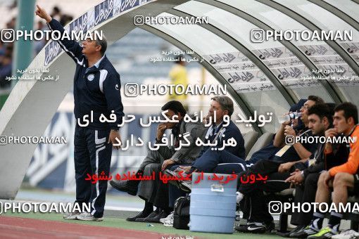 1194032, Tehran, Iran, Iran Pro League، Persian Gulf Cup، 2010-11 season، Second Leg، Week 33، Esteghlal 2 v ۰ Malvan Bandar Anzali on 2011/05/15 at Azadi Stadium