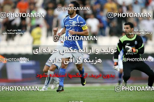 1194288, Tehran, Iran, Iran Pro League، Persian Gulf Cup، 2010-11 season، Second Leg، Week 33، Esteghlal 2 v ۰ Malvan Bandar Anzali on 2011/05/15 at Azadi Stadium