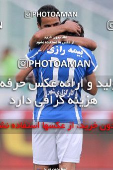 1194368, Tehran, Iran, Iran Pro League، Persian Gulf Cup، 2010-11 season، Second Leg، Week 33، Esteghlal 2 v ۰ Malvan Bandar Anzali on 2011/05/15 at Azadi Stadium