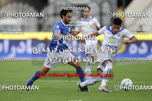 1194383, Tehran, Iran, Iran Pro League، Persian Gulf Cup، 2010-11 season، Second Leg، Week 33، Esteghlal 2 v ۰ Malvan Bandar Anzali on 2011/05/15 at Azadi Stadium