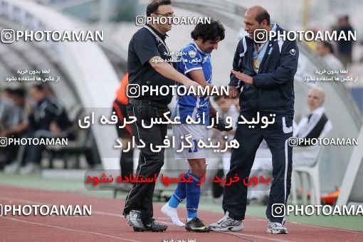 1194657, Tehran, Iran, Iran Pro League، Persian Gulf Cup، 2010-11 season، Second Leg، Week 33، Esteghlal 2 v ۰ Malvan Bandar Anzali on 2011/05/15 at Azadi Stadium