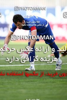 1196657, Tehran, [*parameter:4*], Iran Pro League، Persian Gulf Cup، 2010-11 season، Second Leg، Week 33، Naft Tehran ۱ v 2 Zob Ahan Esfahan on 2011/05/15 at Takhti Stadium