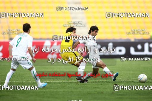 1196567, Tehran, [*parameter:4*], Iran Pro League، Persian Gulf Cup، 2010-11 season، Second Leg، Week 33، Naft Tehran ۱ v 2 Zob Ahan Esfahan on 2011/05/15 at Takhti Stadium