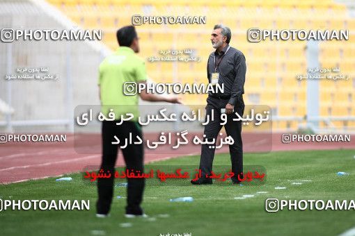 1196602, Tehran, [*parameter:4*], Iran Pro League، Persian Gulf Cup، 2010-11 season، Second Leg، Week 33، Naft Tehran ۱ v 2 Zob Ahan Esfahan on 2011/05/15 at Takhti Stadium