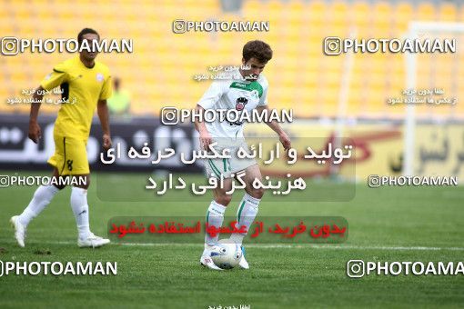 1196803, Tehran, [*parameter:4*], Iran Pro League، Persian Gulf Cup، 2010-11 season، Second Leg، Week 33، Naft Tehran ۱ v 2 Zob Ahan Esfahan on 2011/05/15 at Takhti Stadium