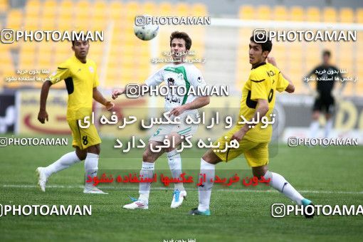 1196573, Tehran, [*parameter:4*], Iran Pro League، Persian Gulf Cup، 2010-11 season، Second Leg، Week 33، Naft Tehran ۱ v 2 Zob Ahan Esfahan on 2011/05/15 at Takhti Stadium