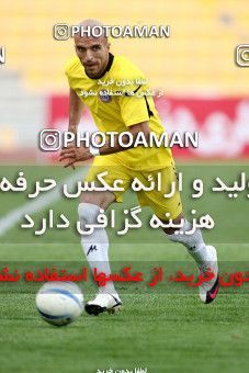 1196518, Tehran, [*parameter:4*], Iran Pro League، Persian Gulf Cup، 2010-11 season، Second Leg، Week 33، Naft Tehran ۱ v 2 Zob Ahan Esfahan on 2011/05/15 at Takhti Stadium