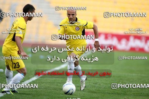 1196571, Tehran, [*parameter:4*], لیگ برتر فوتبال ایران، Persian Gulf Cup، Week 33، Second Leg، Naft Tehran 1 v 2 Zob Ahan Esfahan on 2011/05/15 at Takhti Stadium