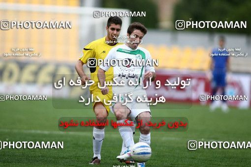 1196615, Tehran, [*parameter:4*], Iran Pro League، Persian Gulf Cup، 2010-11 season، Second Leg، Week 33، Naft Tehran ۱ v 2 Zob Ahan Esfahan on 2011/05/15 at Takhti Stadium