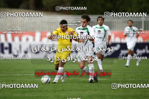 1196527, Tehran, [*parameter:4*], Iran Pro League، Persian Gulf Cup، 2010-11 season، Second Leg، Week 33، Naft Tehran ۱ v 2 Zob Ahan Esfahan on 2011/05/15 at Takhti Stadium