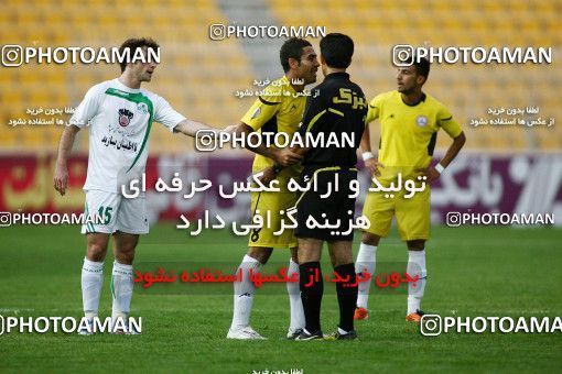 1196687, Tehran, [*parameter:4*], Iran Pro League، Persian Gulf Cup، 2010-11 season، Second Leg، Week 33، Naft Tehran ۱ v 2 Zob Ahan Esfahan on 2011/05/15 at Takhti Stadium