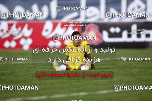 1196580, Tehran, [*parameter:4*], لیگ برتر فوتبال ایران، Persian Gulf Cup، Week 33، Second Leg، Naft Tehran 1 v 2 Zob Ahan Esfahan on 2011/05/15 at Takhti Stadium