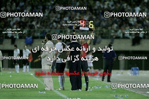 1203203, Qom, Iran, Iran Pro League، Persian Gulf Cup، 2008-09 season، First Leg، Week 6، Saba Qom 3 v ۱ Esteghlal on 2008/09/12 at Yadegar-e Emam Stadium Qom