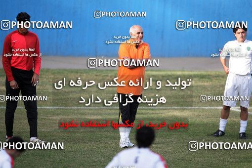 1204637, Tehran, , Rah Ahan Football Team Training Session on 2008/10/05 at Ekbatan Stadium