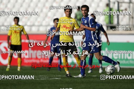 1205408, Tehran, Iran, Iran Pro League، Persian Gulf Cup، 2008-09 season، First Leg، Week 10، Esteghlal 5 v 2 Fajr-e Sepasi Shiraz on 2008/10/07 at Azadi Stadium