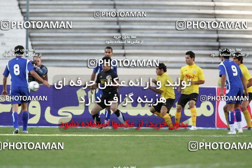 1205405, Tehran, Iran, Iran Pro League، Persian Gulf Cup، 2008-09 season، First Leg، Week 10، Esteghlal 5 v 2 Fajr-e Sepasi Shiraz on 2008/10/07 at Azadi Stadium