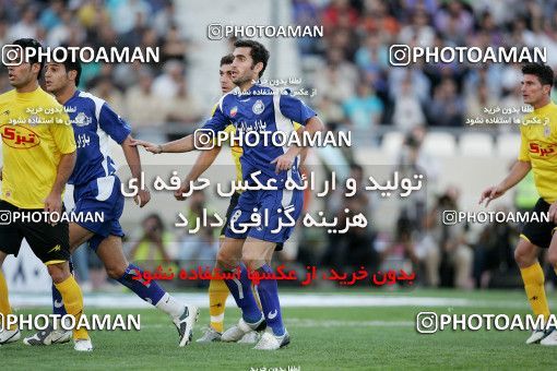 1205460, Tehran, Iran, Iran Pro League، Persian Gulf Cup، 2008-09 season، First Leg، Week 10، Esteghlal 5 v 2 Fajr-e Sepasi Shiraz on 2008/10/07 at Azadi Stadium