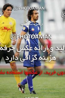 1205387, Tehran, Iran, Iran Pro League، Persian Gulf Cup، 2008-09 season، First Leg، Week 10، Esteghlal 5 v 2 Fajr-e Sepasi Shiraz on 2008/10/07 at Azadi Stadium