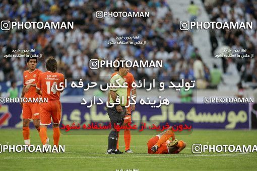 1205013, Tehran, Iran, Iran Pro League، Persian Gulf Cup، 2008-09 season، First Leg، Week 5، Esteghlal ۱ v ۱ Bargh Shiraz on 2008/10/17 at Azadi Stadium