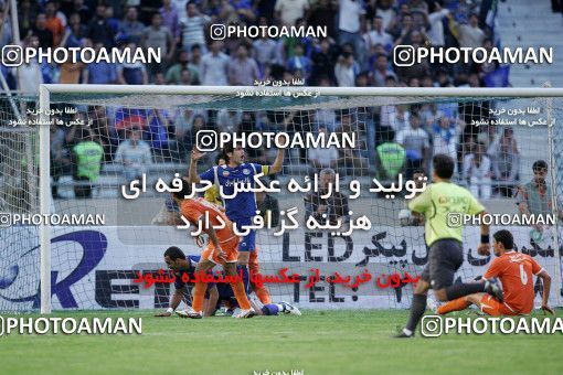 1205078, Tehran, Iran, Iran Pro League، Persian Gulf Cup، 2008-09 season، First Leg، Week 5، Esteghlal ۱ v ۱ Bargh Shiraz on 2008/10/17 at Azadi Stadium