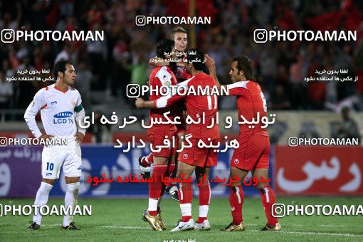 1210647, Tehran, [*parameter:4*], Iran Pro League، Persian Gulf Cup، 2008-09 season، First Leg، Week 11، Persepolis 3 v ۱ Bargh Shiraz on 2008/10/22 at Azadi Stadium