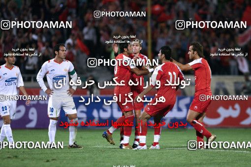 1210690, Tehran, [*parameter:4*], Iran Pro League، Persian Gulf Cup، 2008-09 season، First Leg، Week 11، Persepolis 3 v ۱ Bargh Shiraz on 2008/10/22 at Azadi Stadium