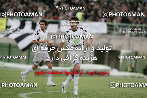 1211918, Qom, Iran, لیگ برتر فوتبال ایران، Persian Gulf Cup، Week 13، First Leg، Saba Qom 1 v 1 Foulad Khouzestan on 2008/10/30 at Yadegar-e Emam Stadium Qom