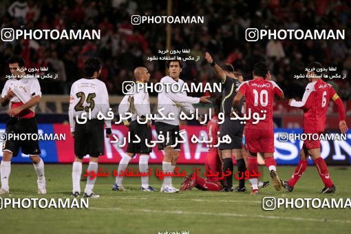 1227817, Tehran, Iran, Iran Pro League، Persian Gulf Cup، 2008-09 season، First Leg، Week 14، Persepolis 2 v 2 Saba Qom on 2008/11/06 at Azadi Stadium