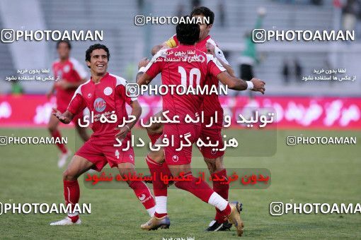 1227959, Tehran, Iran, Iran Pro League، Persian Gulf Cup، 2008-09 season، First Leg، Week 14، Persepolis 2 v 2 Saba Qom on 2008/11/06 at Azadi Stadium