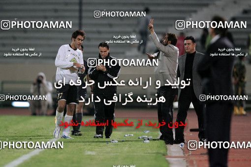 1228098, Tehran, Iran, Iran Pro League، Persian Gulf Cup، 2008-09 season، First Leg، Week 14، Persepolis 2 v 2 Saba Qom on 2008/11/06 at Azadi Stadium