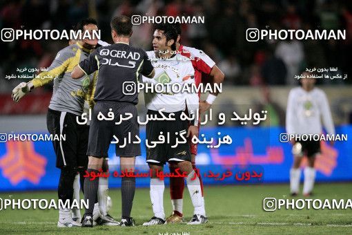 1228142, Tehran, Iran, Iran Pro League، Persian Gulf Cup، 2008-09 season، First Leg، Week 14، Persepolis 2 v 2 Saba Qom on 2008/11/06 at Azadi Stadium