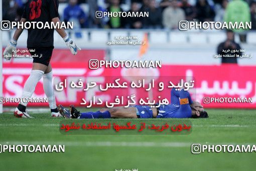 1230541, Tehran, Iran, Iran Pro League، Persian Gulf Cup، 2008-09 season، First Leg، Week 15، Esteghlal ۰ v ۱ Foulad Khouzestan on 2008/11/21 at Azadi Stadium