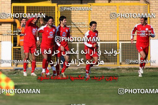 1229128, Qazvin, , Iran Pro League، Persian Gulf Cup، 2008-09 season، First Leg، Week 15، Paykan 2 v 2 Persepolis on 2008/11/22 at Shahid Rajai Stadium