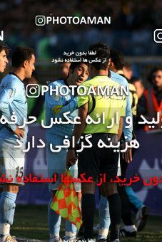 1229277, Qazvin, , Iran Pro League، Persian Gulf Cup، 2008-09 season، First Leg، Week 15، Paykan 2 v 2 Persepolis on 2008/11/22 at Shahid Rajai Stadium