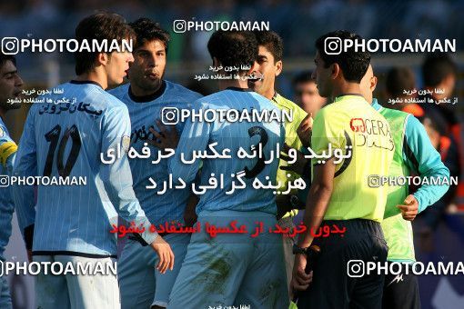 1229159, Qazvin, , Iran Pro League، Persian Gulf Cup، 2008-09 season، First Leg، Week 15، Paykan 2 v 2 Persepolis on 2008/11/22 at Shahid Rajai Stadium