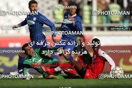 1241650, Tehran, Iran, لیگ برتر فوتبال ایران، Persian Gulf Cup، Week 16، First Leg، Persepolis 1 v 0 Esteghlal Ahvaz on 2008/11/26 at Azadi Stadium